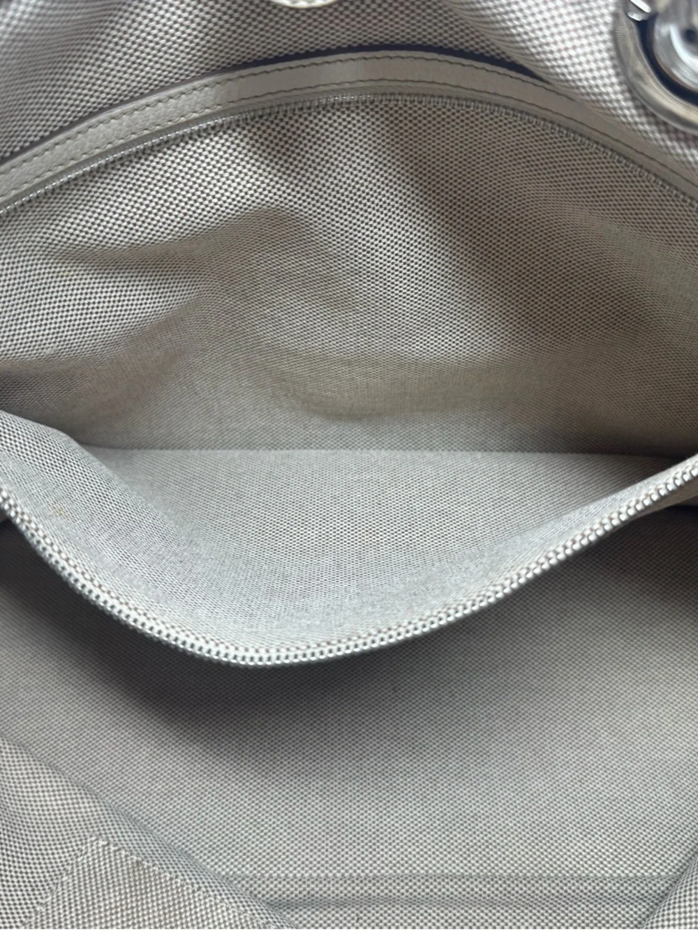 ✨🛍️ Christian Dior Cream & Beige Coated Canvas Cannage Print Cherie Tote - Picture 6 of 8